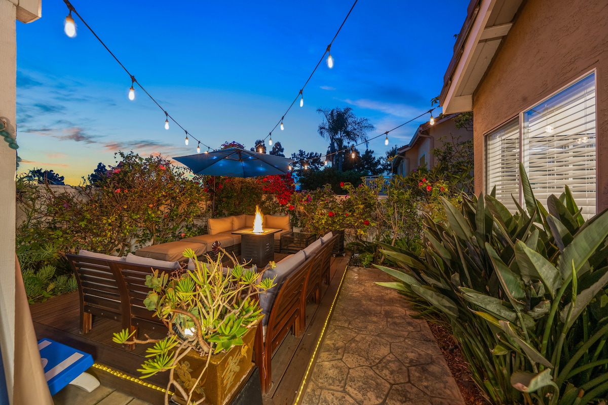 Spa tub and garden at Zen House VIP — dog-friendly outdoor space